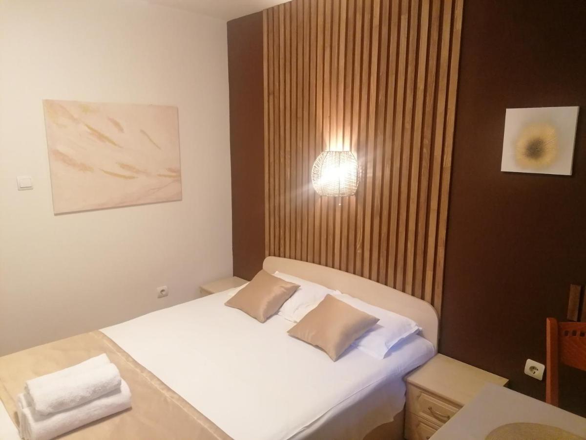 Petkov Family Hotel Blagoevgrad Exterior photo